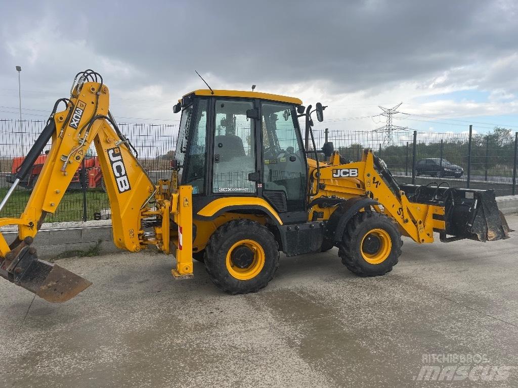 JCB 3 CX / compact Traktorgravere