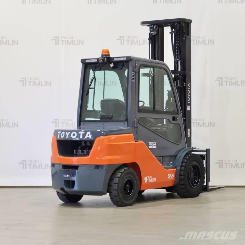 Toyota 52-8FDJF35 Diesel Trucker
