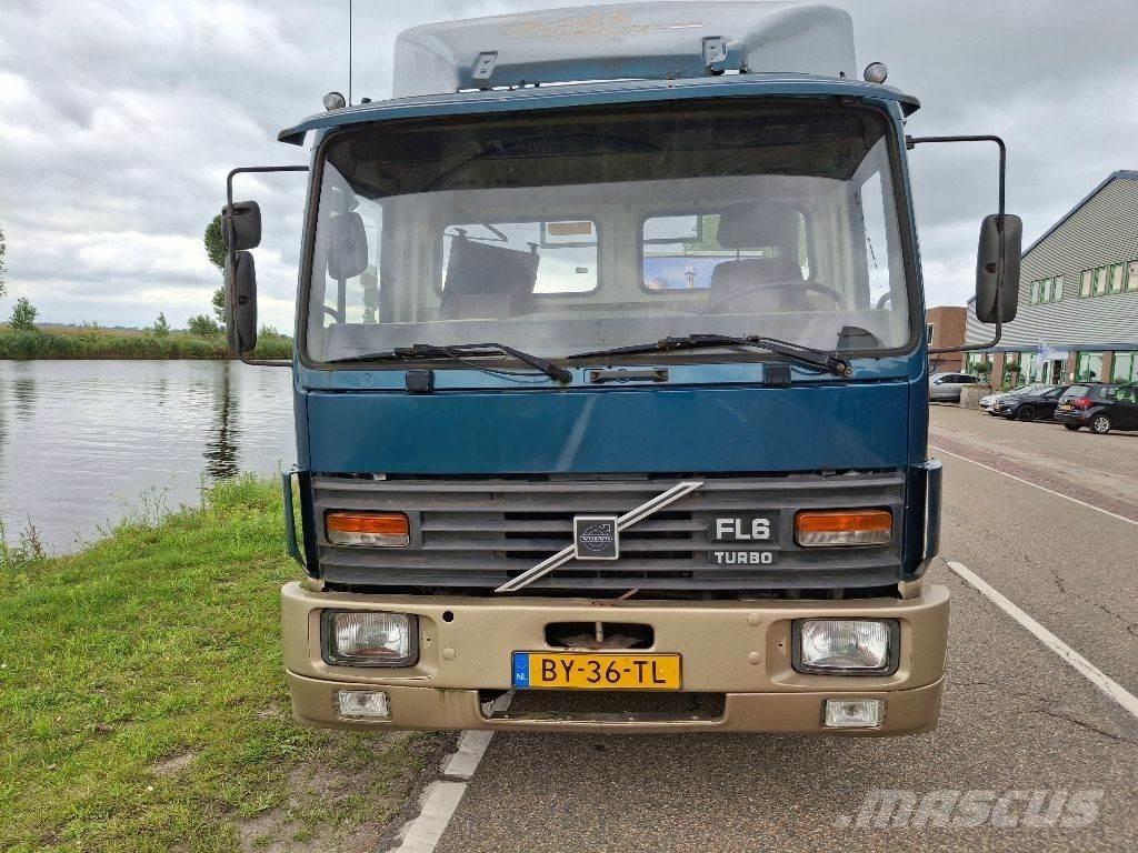 Volvo FL611 Chassis