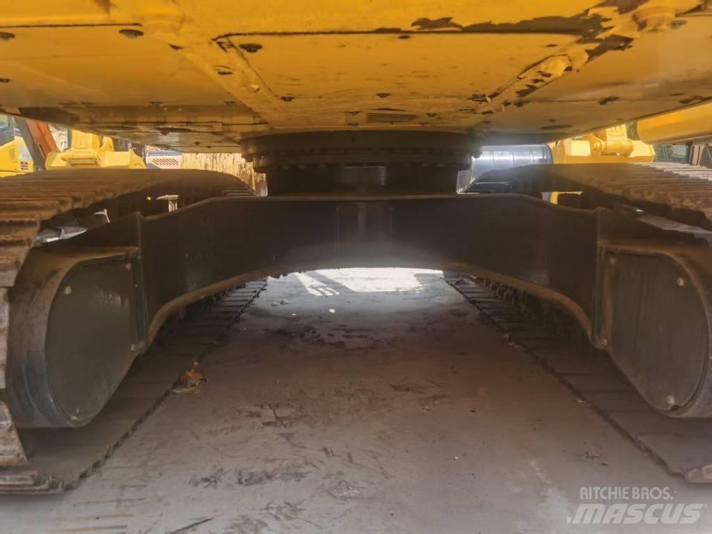 Komatsu PC 200 Beltegraver