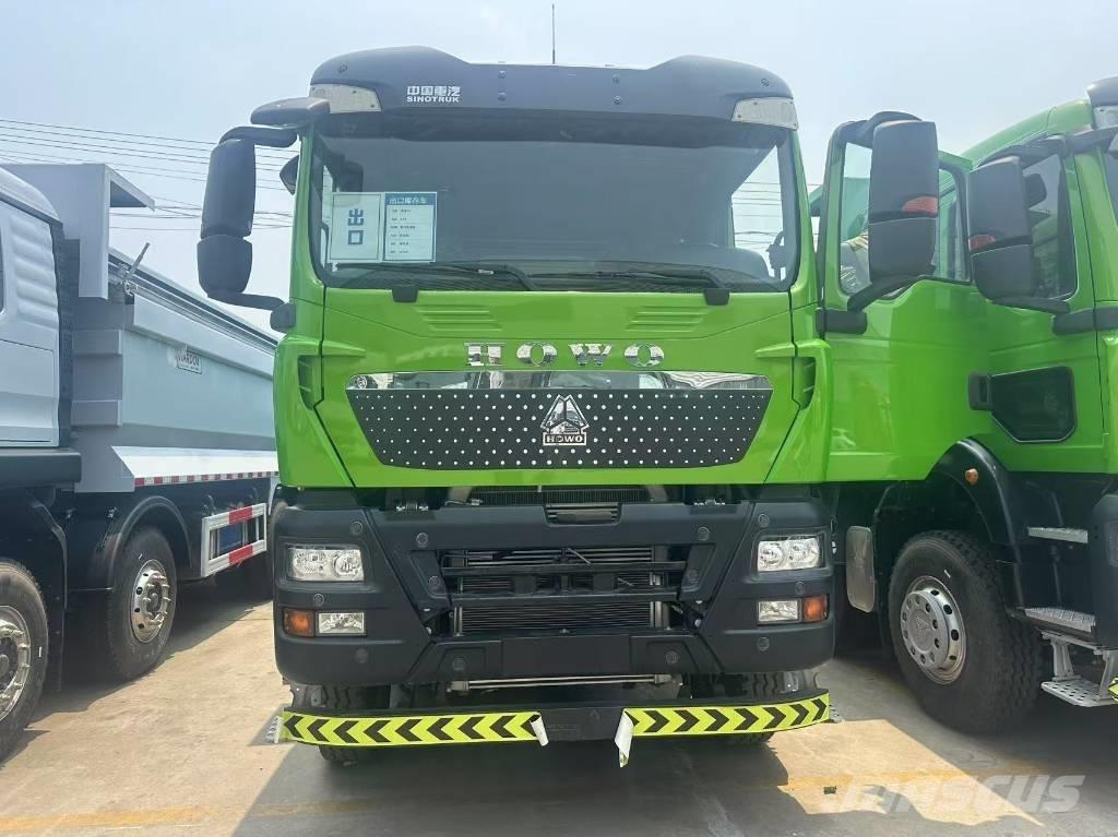 Howo TX 8X4 Tippbil