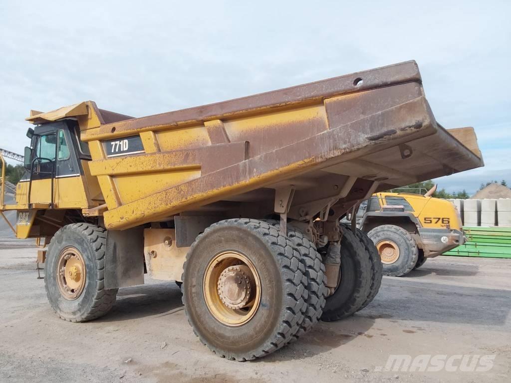 CAT 771 D Tipptrucker