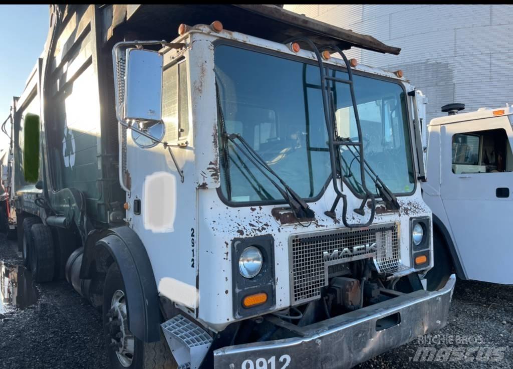 Mack MR600 Renovasjonsbil