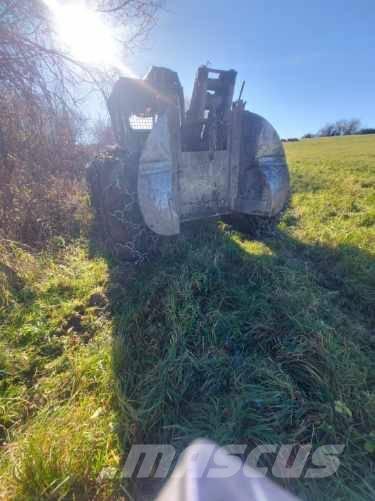 Timberjack 240C Stammelunner