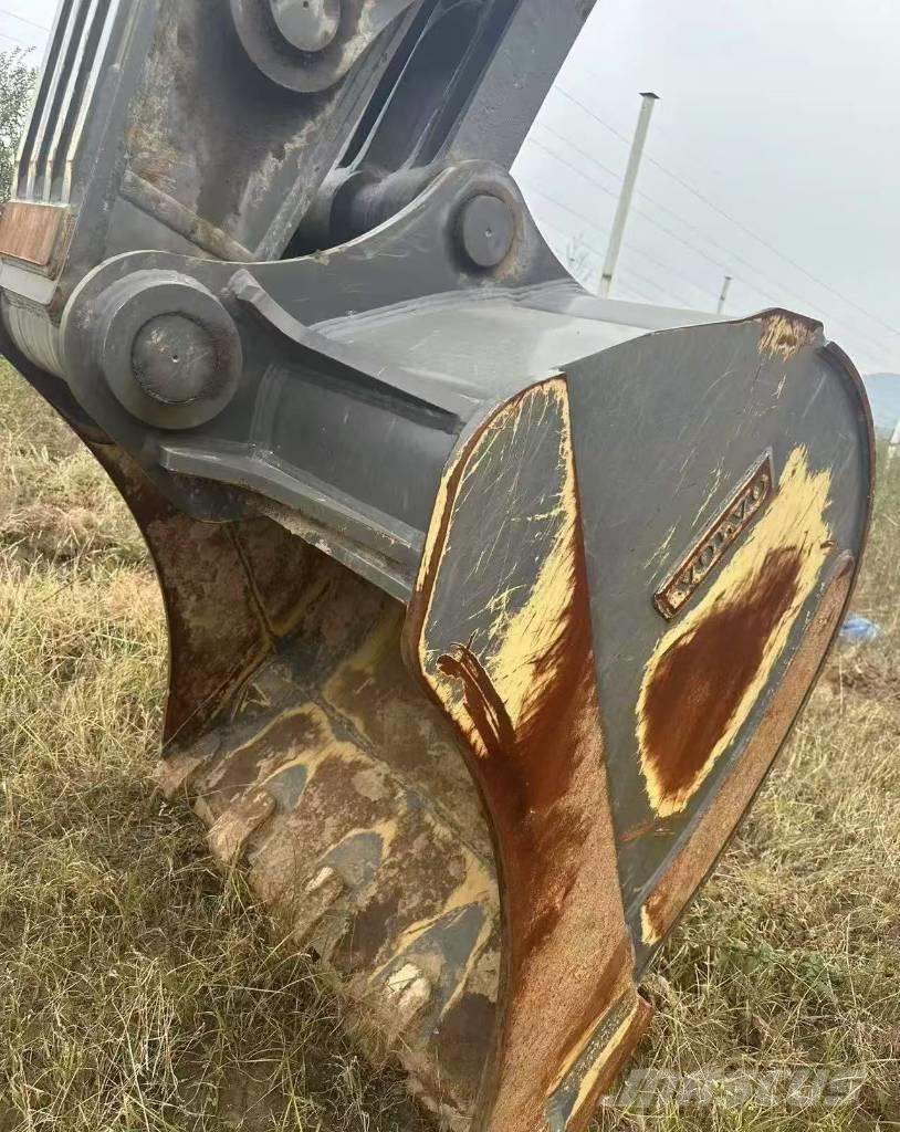 Volvo EC 380 Beltegraver