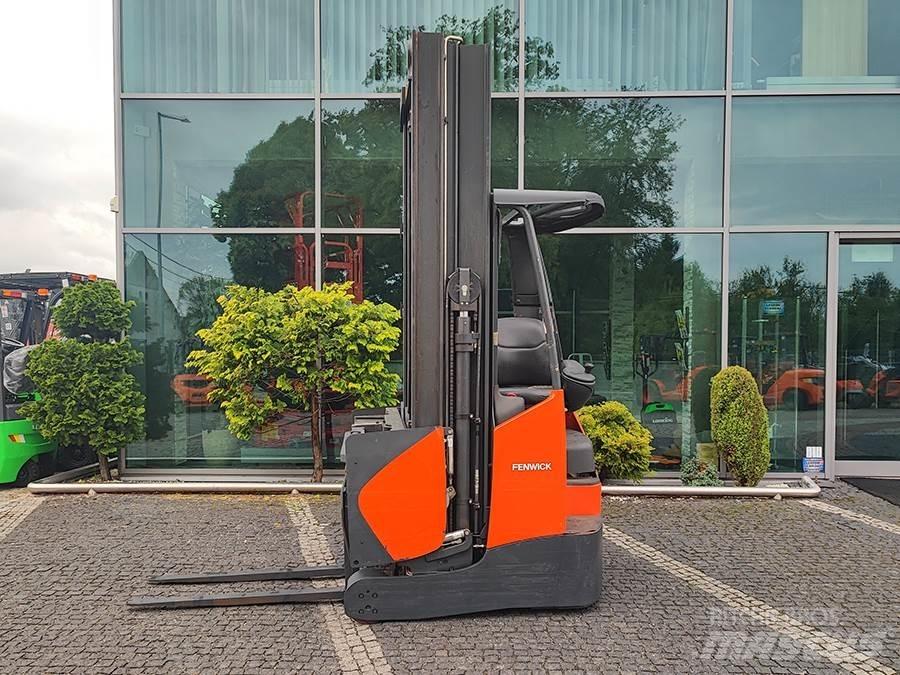 Linde R14X-03 Skyvemasttruck