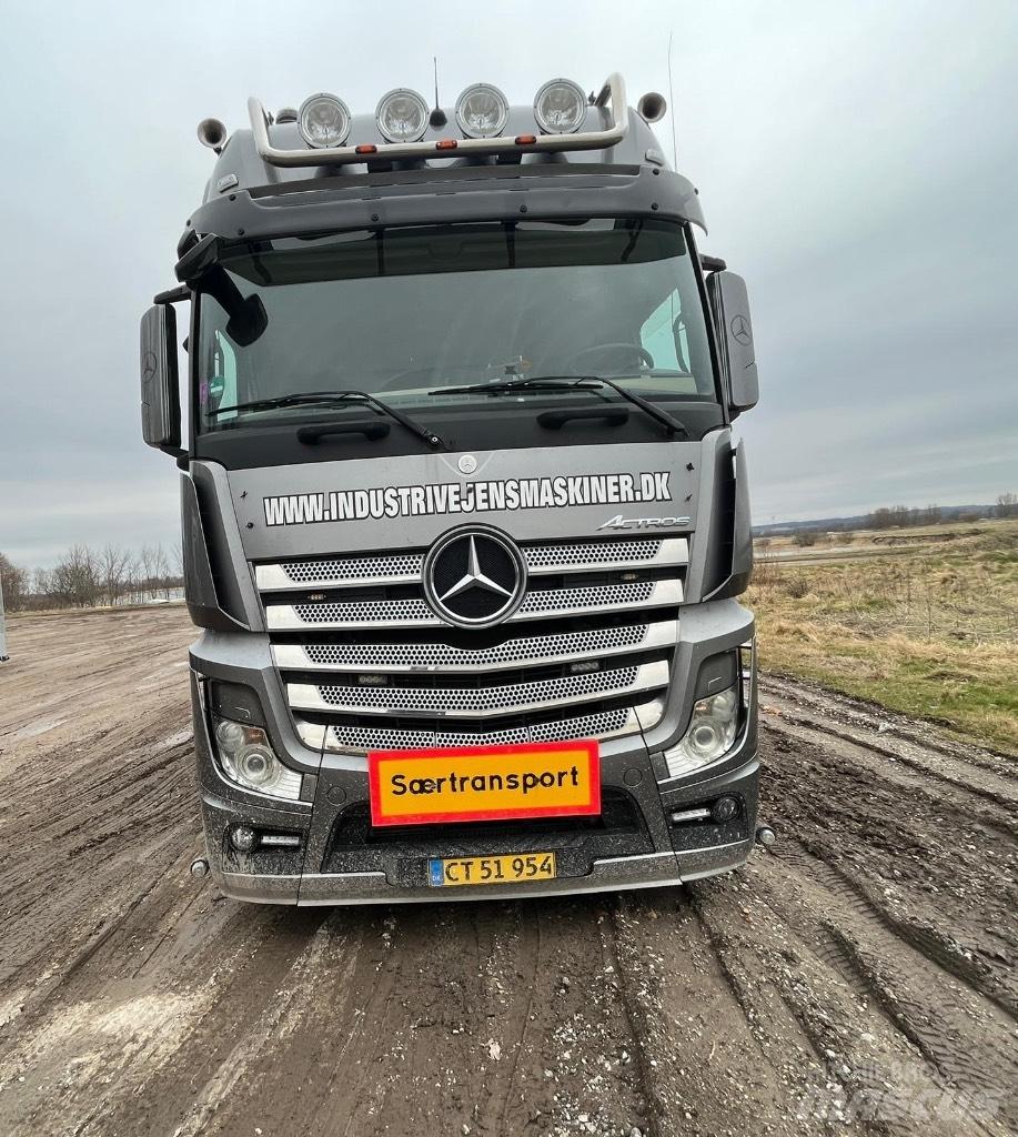 Mercedes-Benz 4158 Trekkvogner