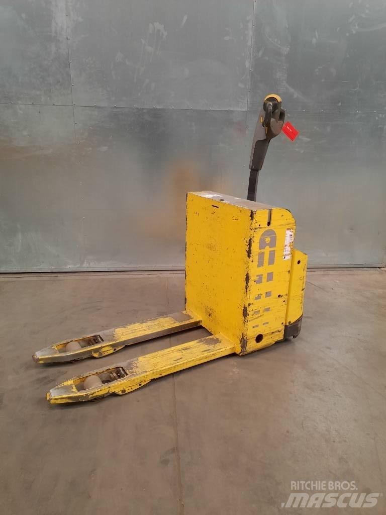 UniCarriers PLL180 Lavtløftende truck