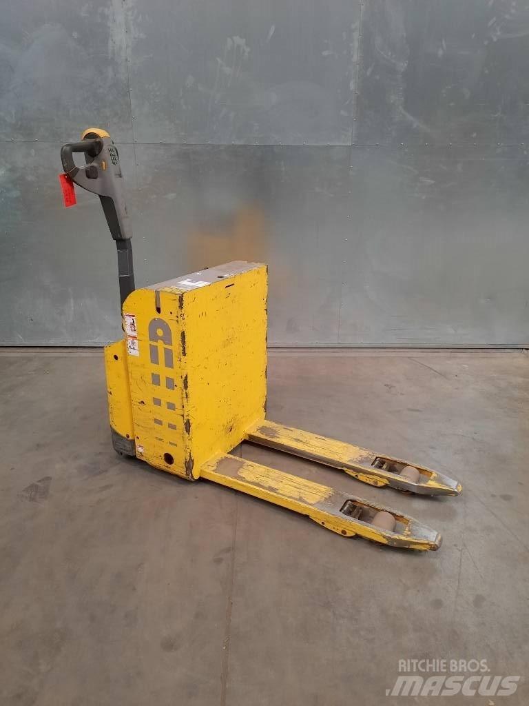 UniCarriers PLL180 Lavtløftende truck