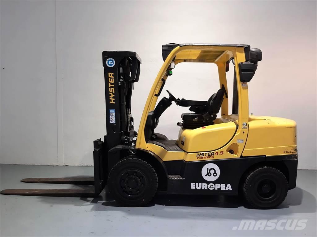 Hyster H4 5FTS5 Diesel Trucker