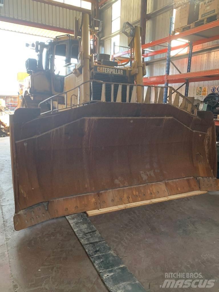 CAT D 8 R II Dozere Beltegående