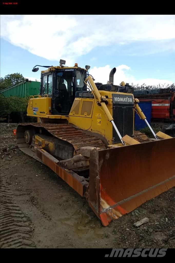 Komatsu D 65 PX-18 Dozere Beltegående