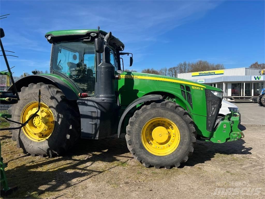 John Deere 8320 R Traktorer