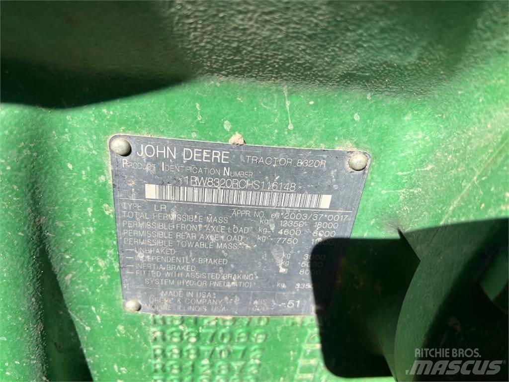 John Deere 8320 R Traktorer
