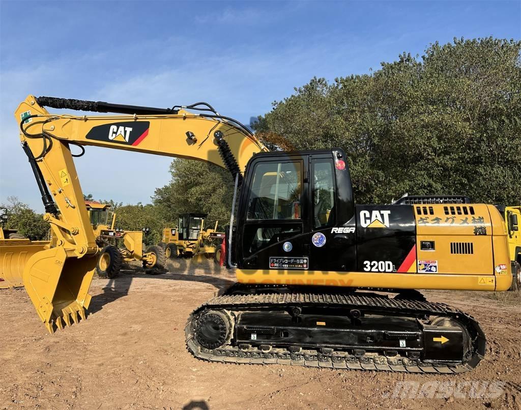 CAT 320 D Beltegraver