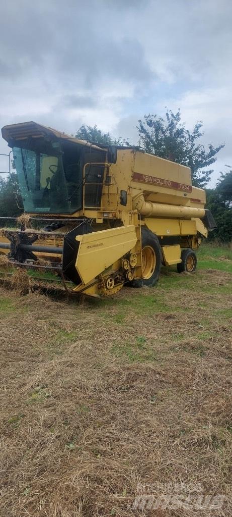 New Holland TX 34 Skurtreskere