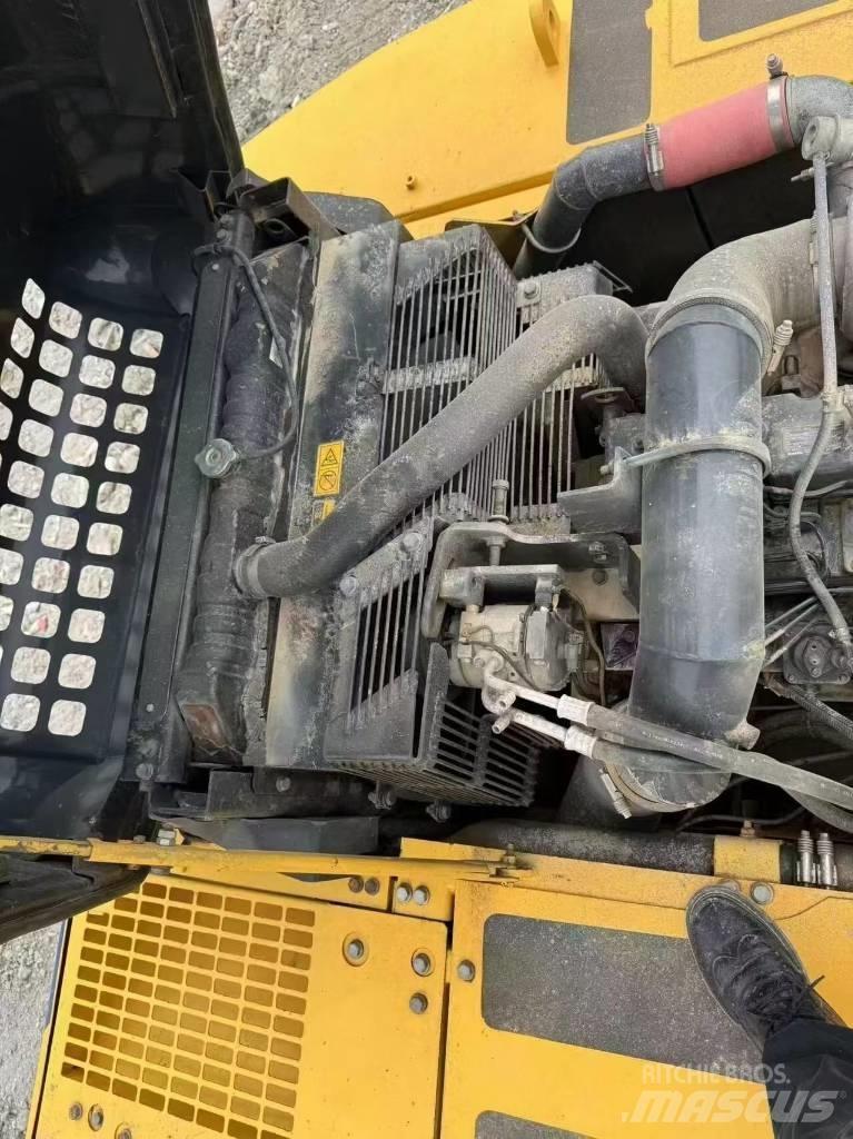 Komatsu PC 350 Beltegraver