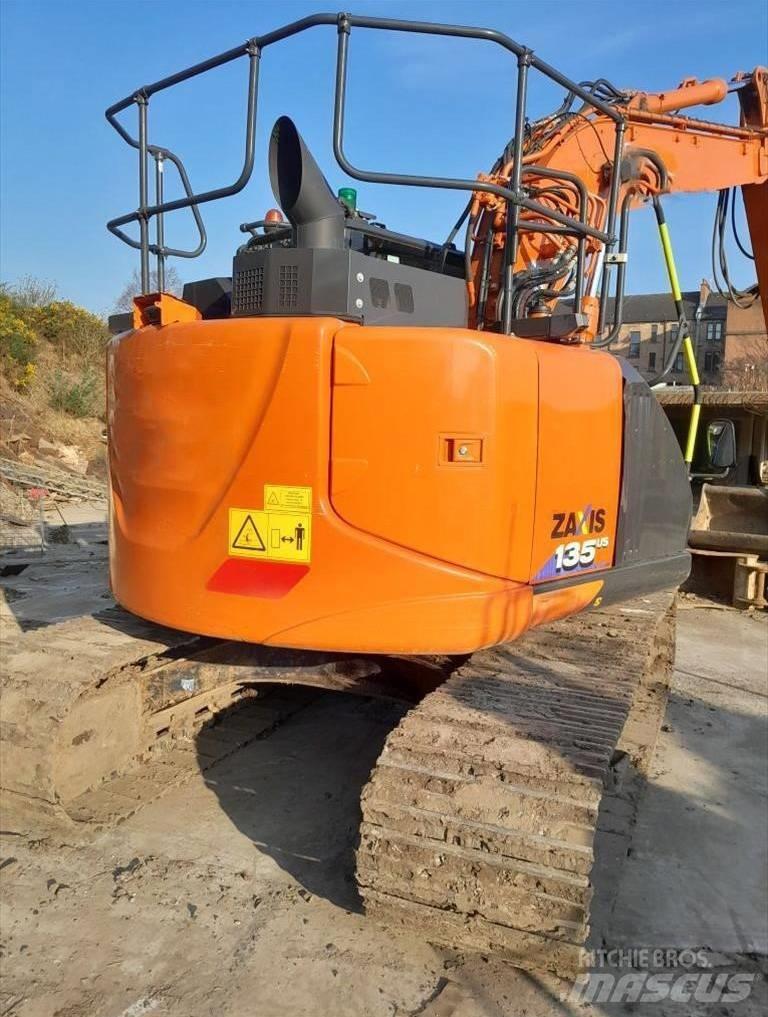 Hitachi ZX 135 US-6 Beltegraver