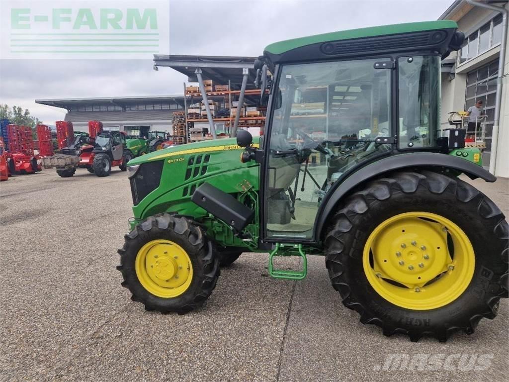 John Deere 5075 GF Traktorer