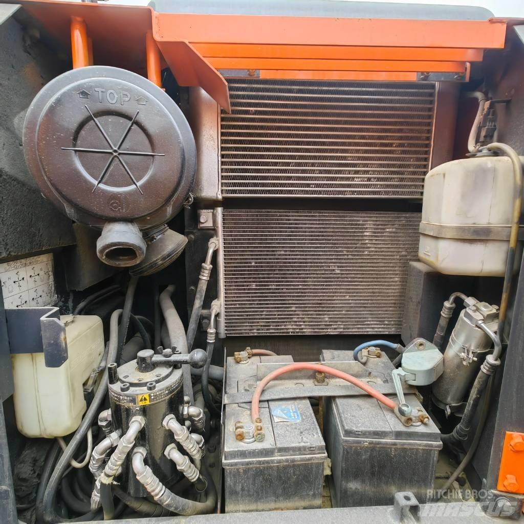Hitachi ZX 120 Beltegraver