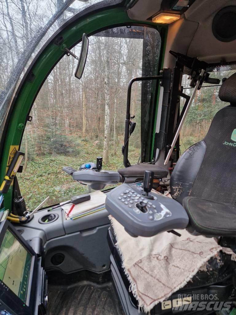 John Deere 1270 E Hogstmaskiner