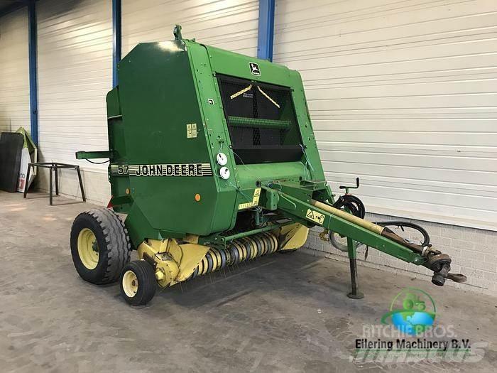 John Deere 570 Fôrhøstere