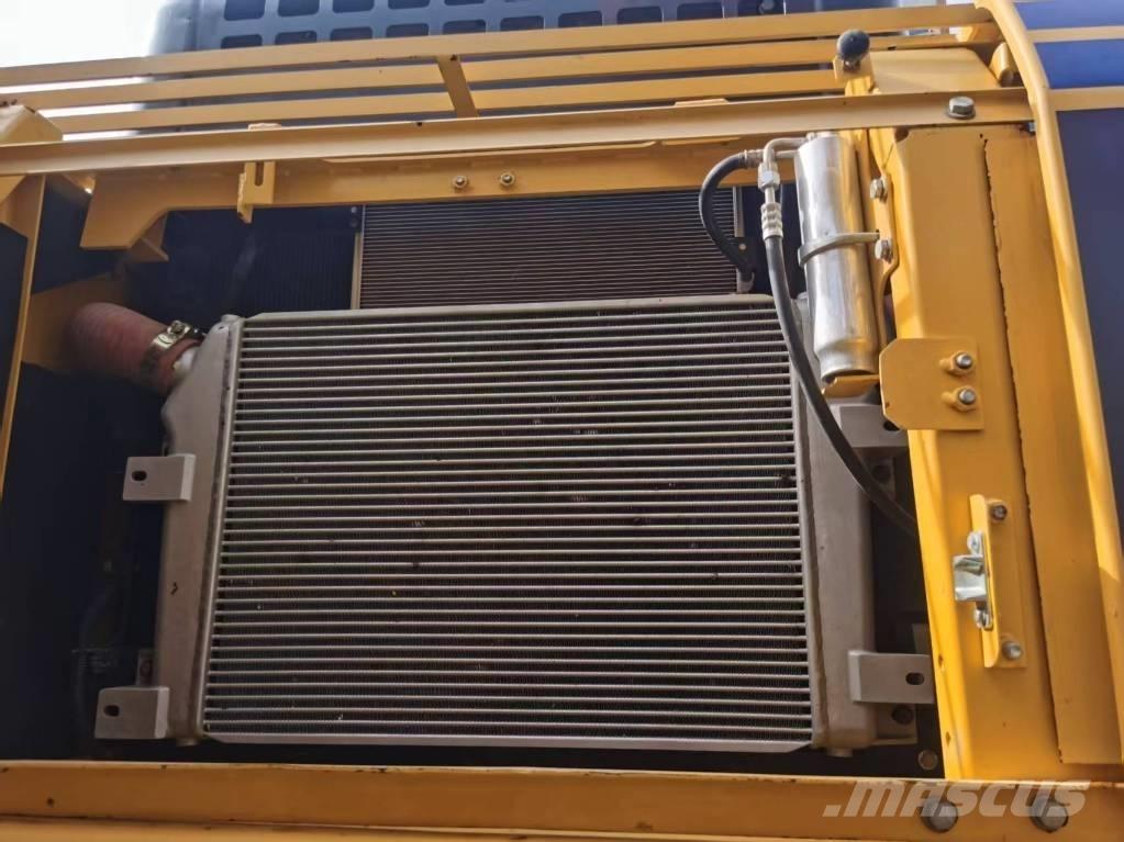 Komatsu PC 350-8 Beltegraver