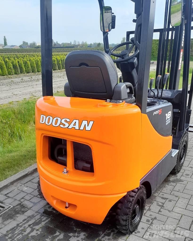 Doosan D18S PRO5 Diesel Trucker