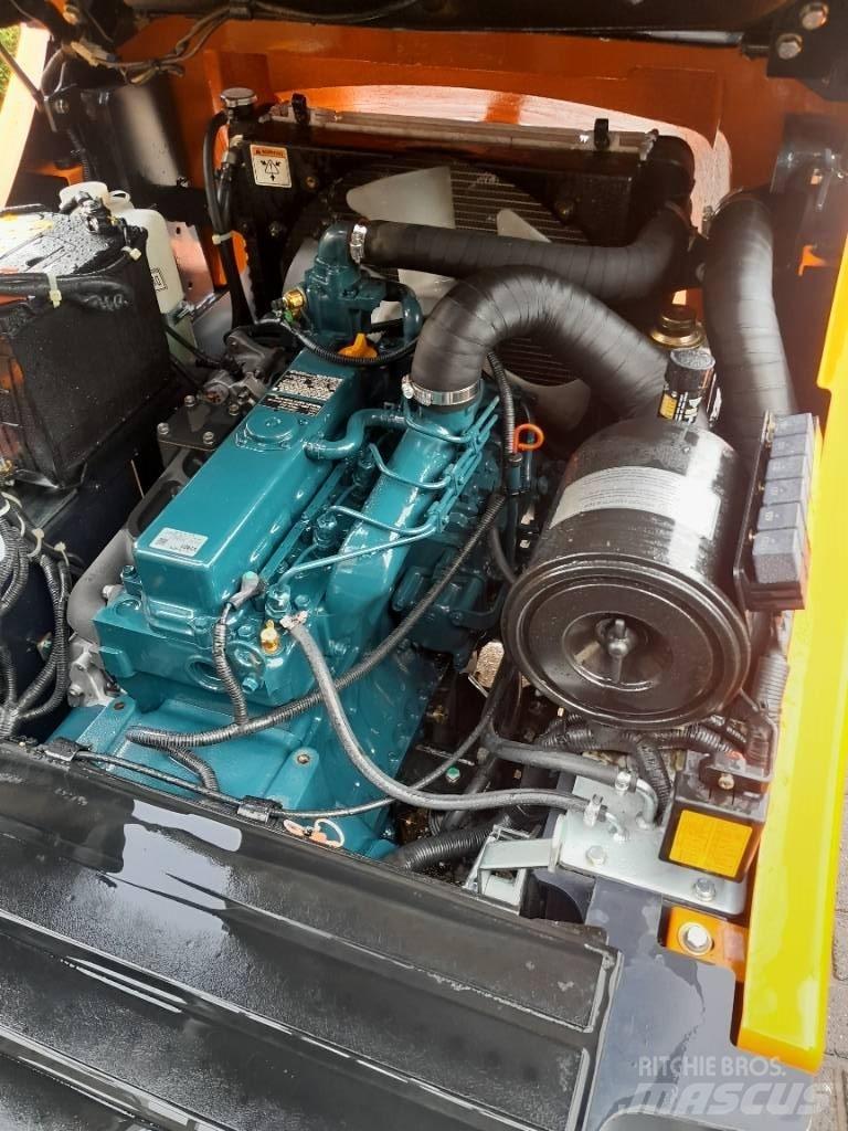 Doosan D18S PRO5 Diesel Trucker