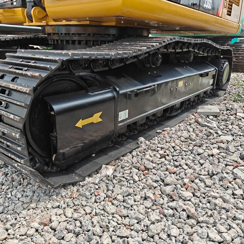 CAT 336D2 Beltegraver