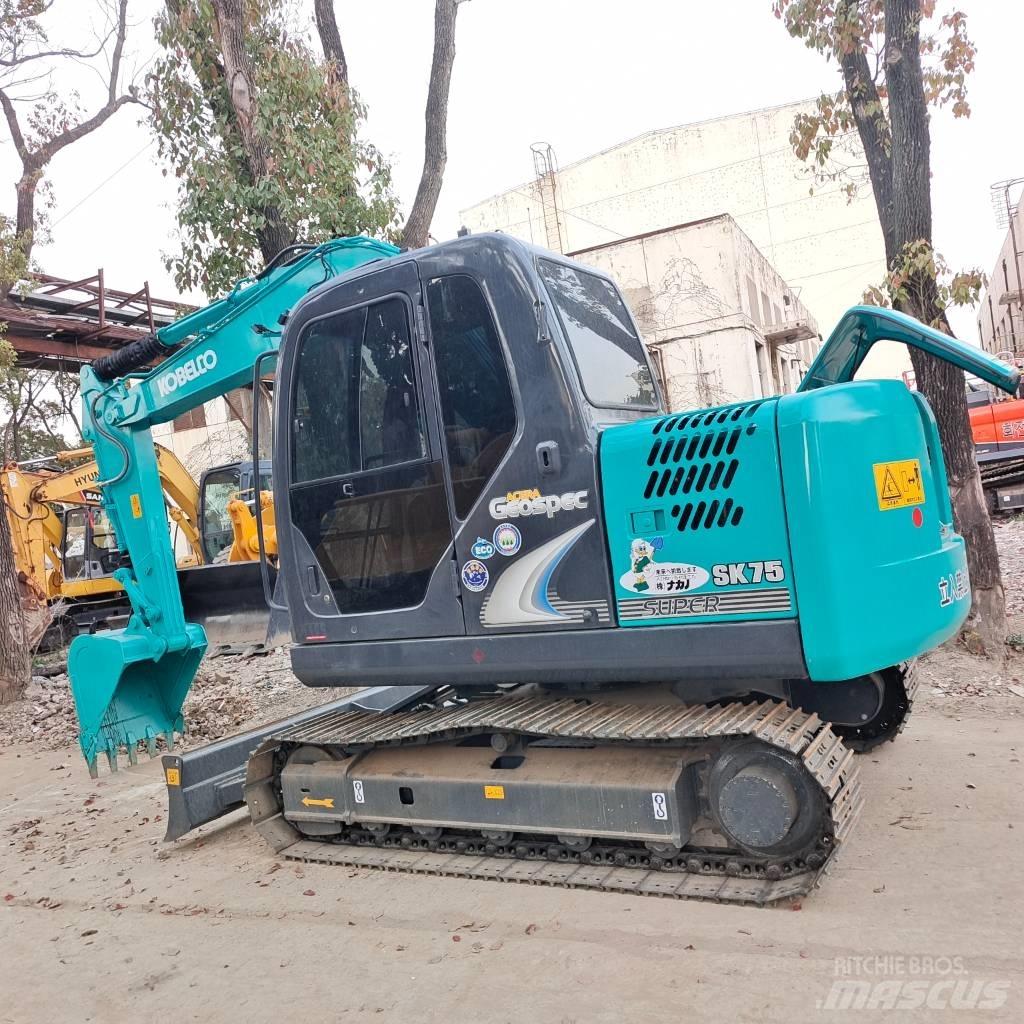 Kobelco SK75 Midigravere 7 - 12t