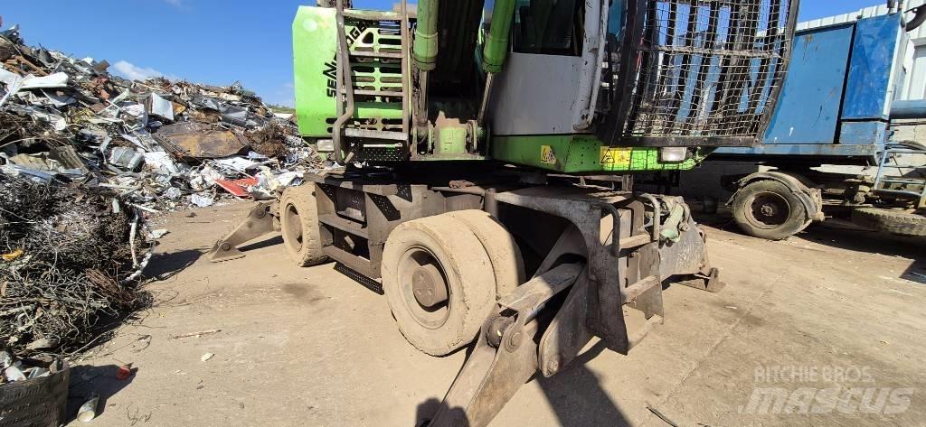 Sennebogen 821 E Gravemaskiner for avfallshåndtering