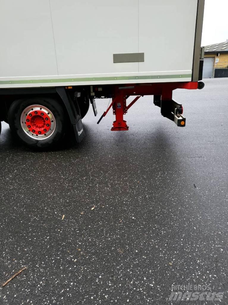Krone Bokstrailer Lettisolert skaptrailer