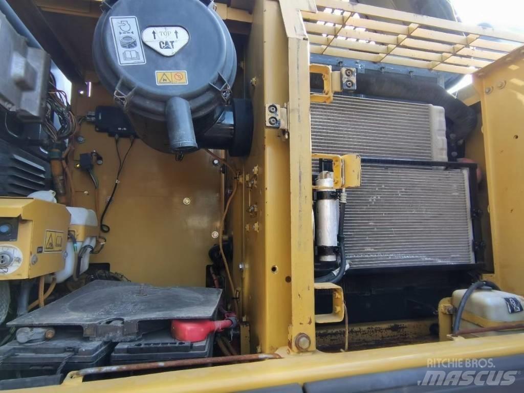 CAT 320 Midigravere 7 - 12t