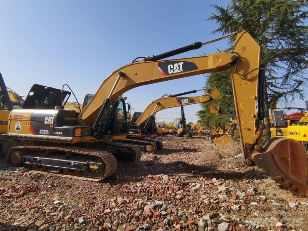 CAT 320 Midigravere 7 - 12t