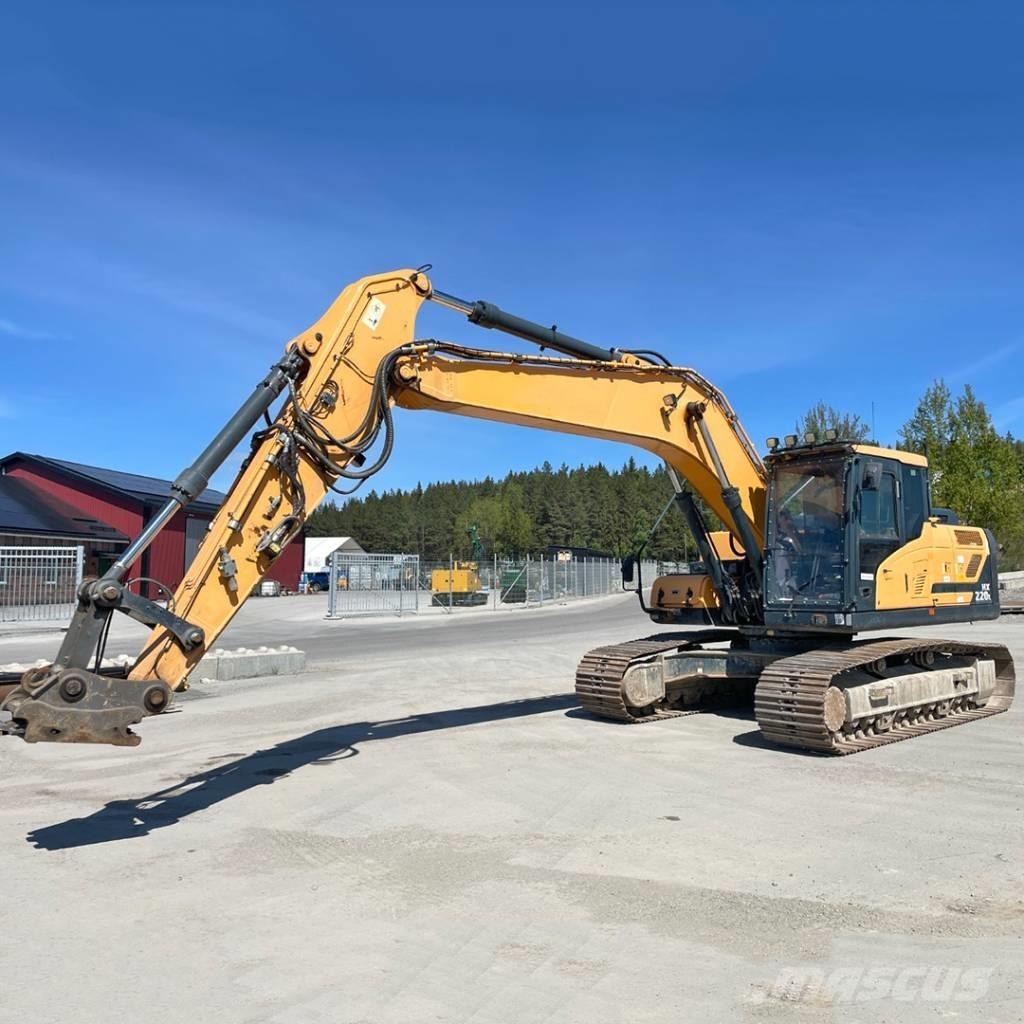 Hyundai HX220L Beltegraver