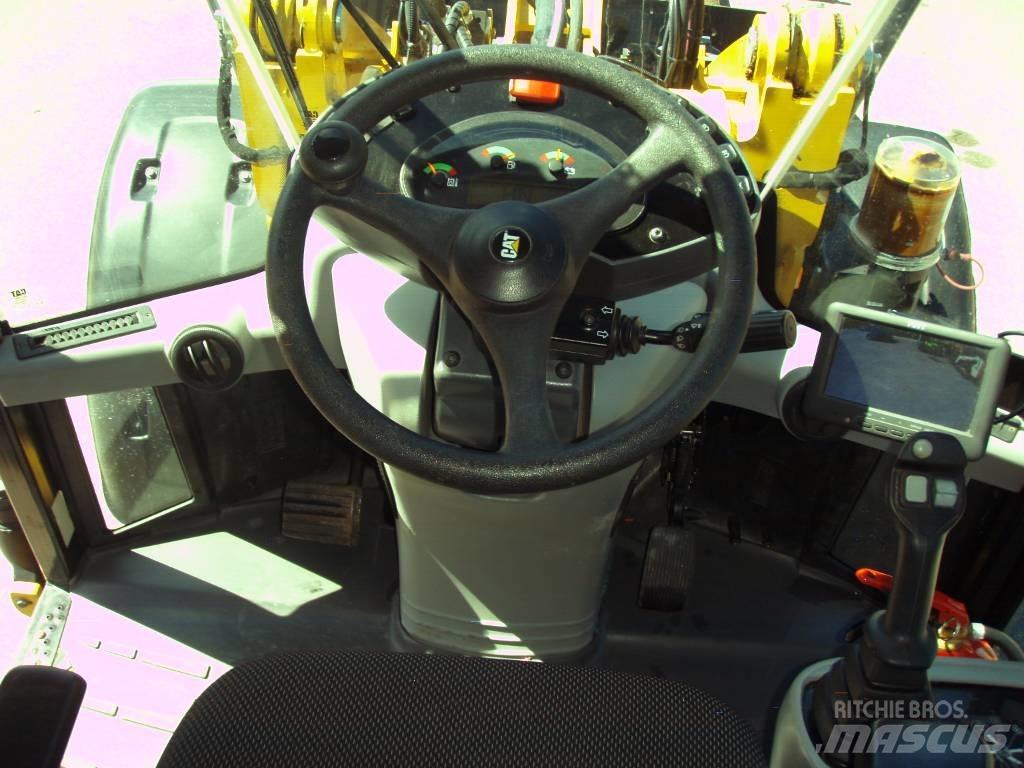 CAT 906 M Hjullastere