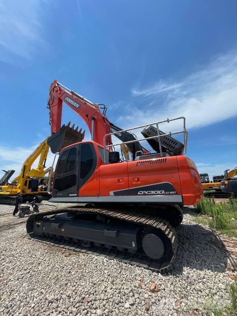 Doosan DX 300 LC Beltegraver