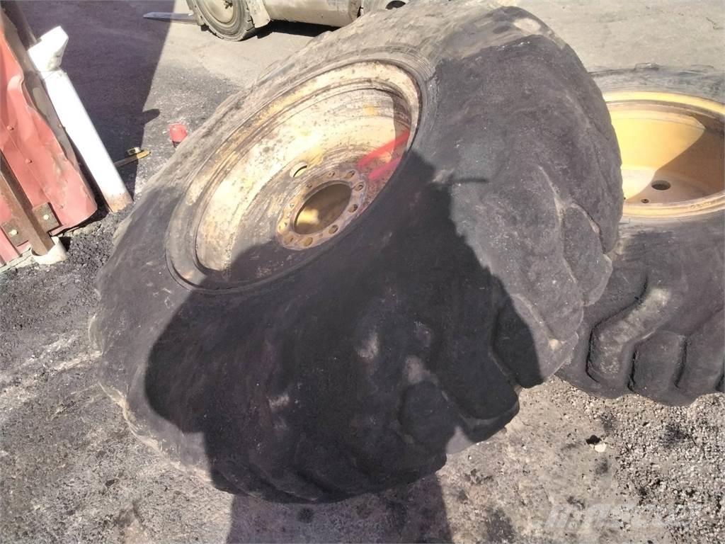 Nokian Els 17,5x25 Dekk, hjul og felger