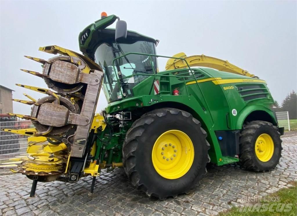 John Deere 8400i Selvdrevne fôrhøstere