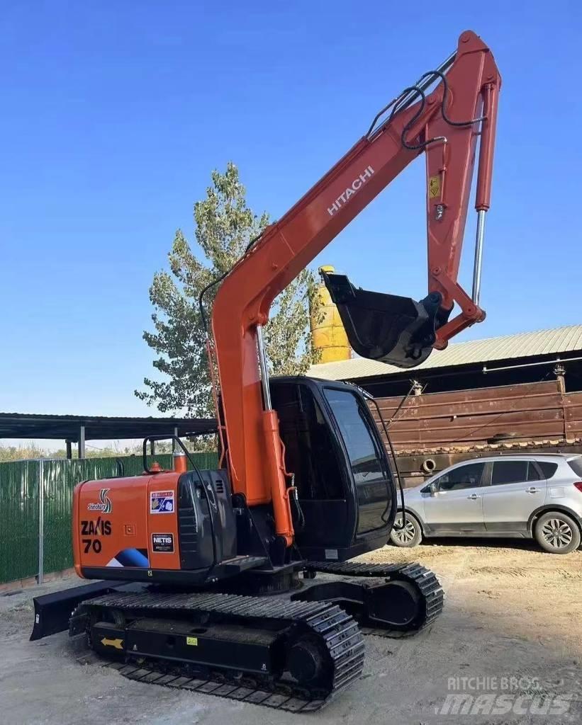 Hitachi 70 Beltegraver