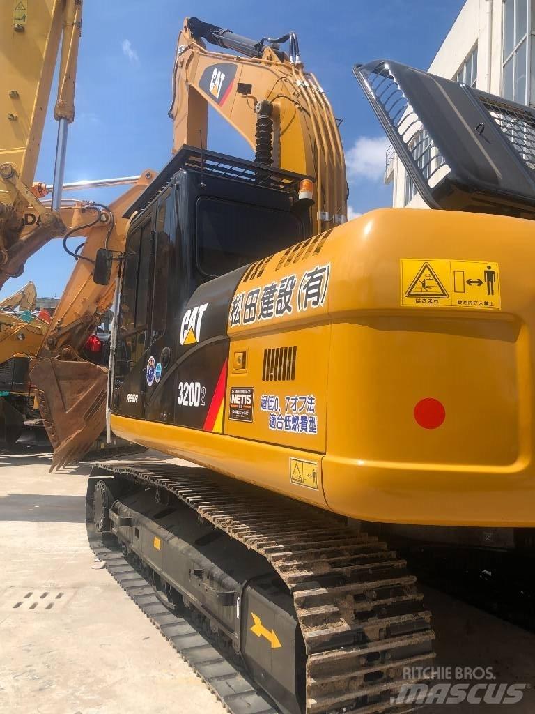 CAT 320 B L Beltegraver