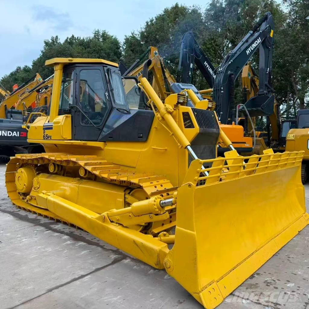 Komatsu D65PX-12E Dozere Beltegående