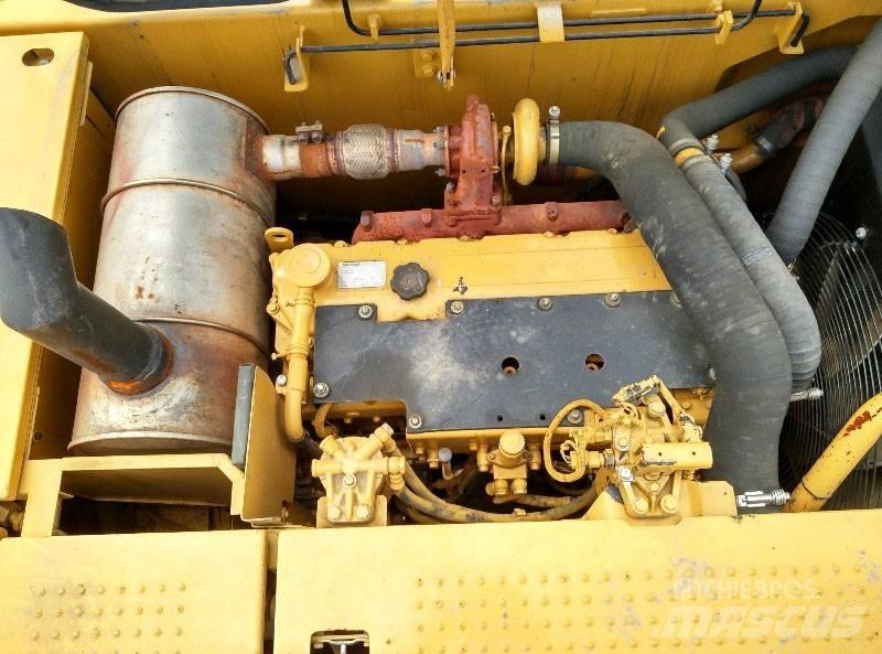 CAT 323 Beltegraver