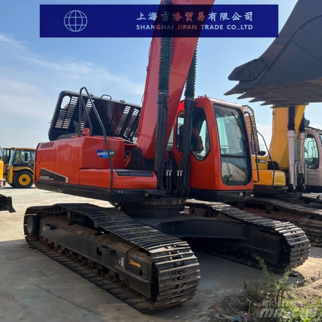 Doosan DX 300 Beltegraver