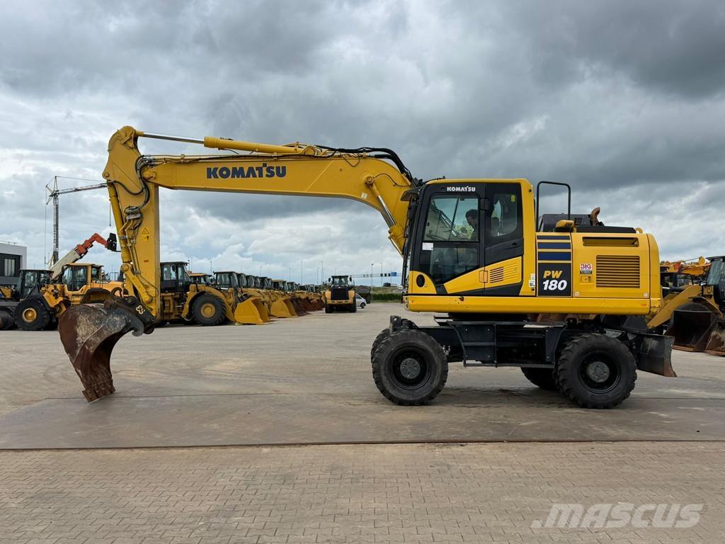 Komatsu PW180-11 Hjulgravere