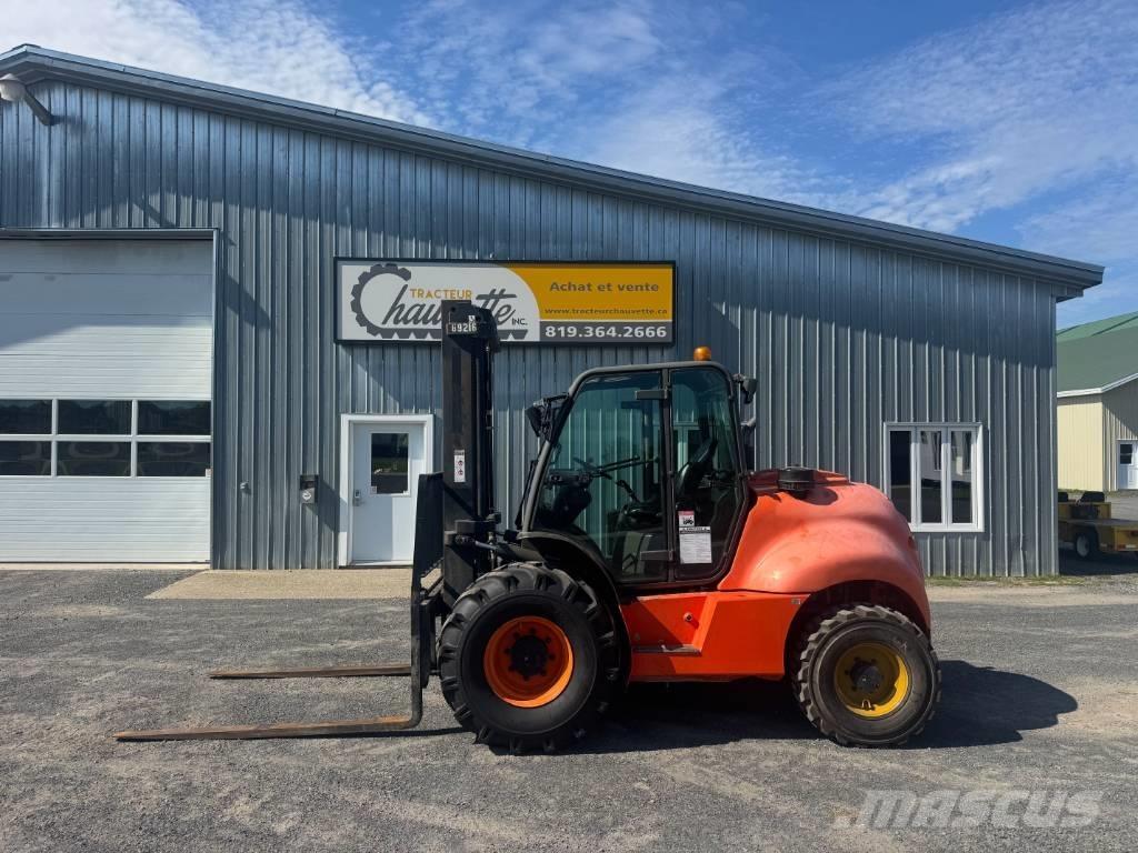 Ausa C 400 H Terrenggående gaffeltruck