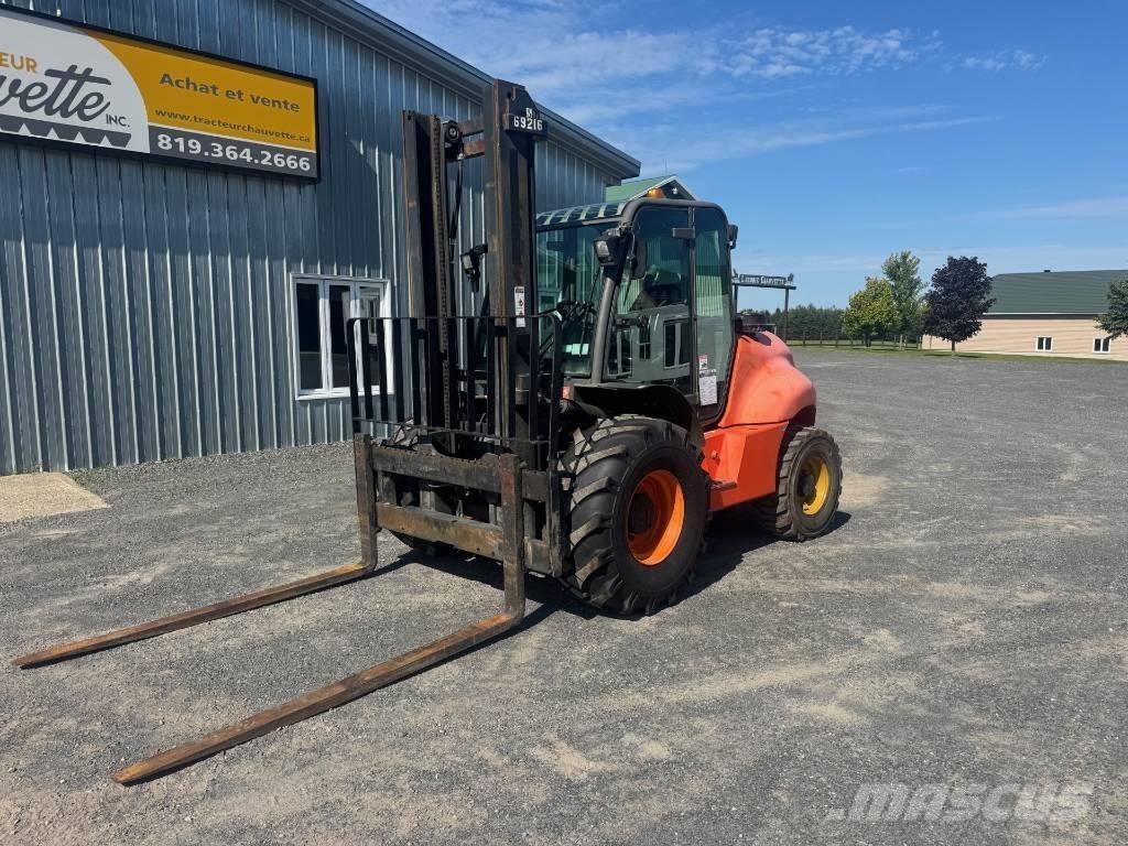 Ausa C 400 H Terrenggående gaffeltruck