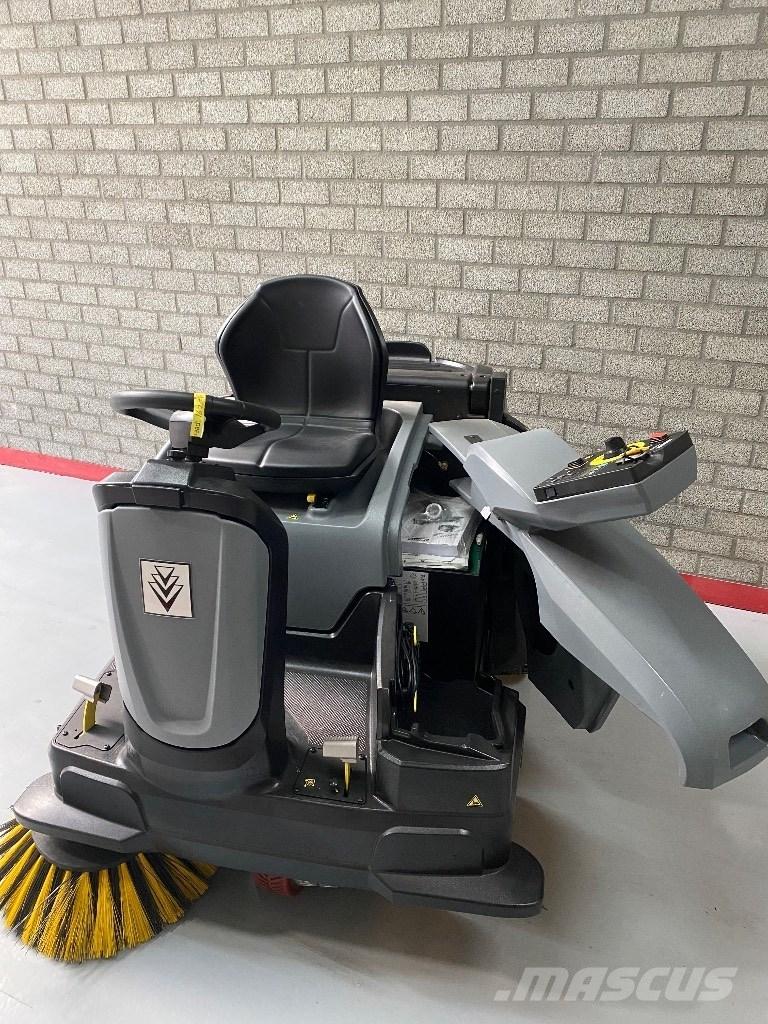 Kärcher KM 105/100 R Feiemaskiner