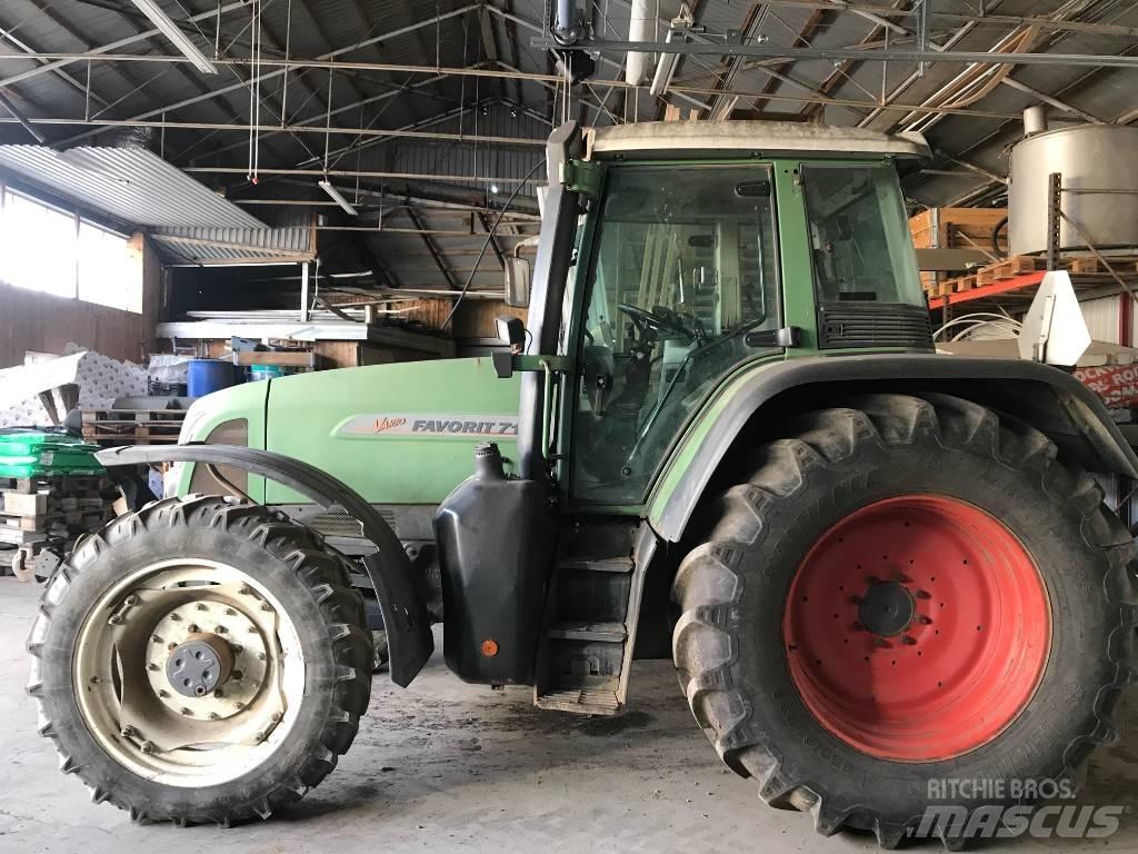 Fendt 716 Traktorer